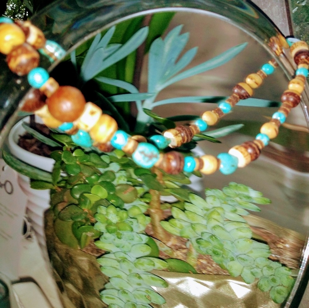 Beaded necklace